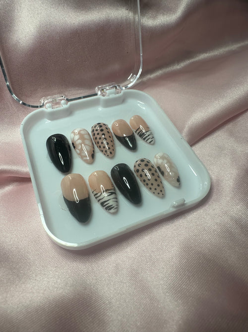 Black and White Press on Nails